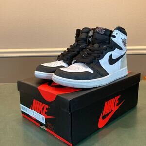 Nike Air Jordan 1 Retro High OG "Bleached Coral / Stage Haze"